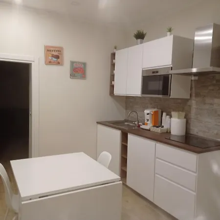 Duomo Apartament's * Nápoles